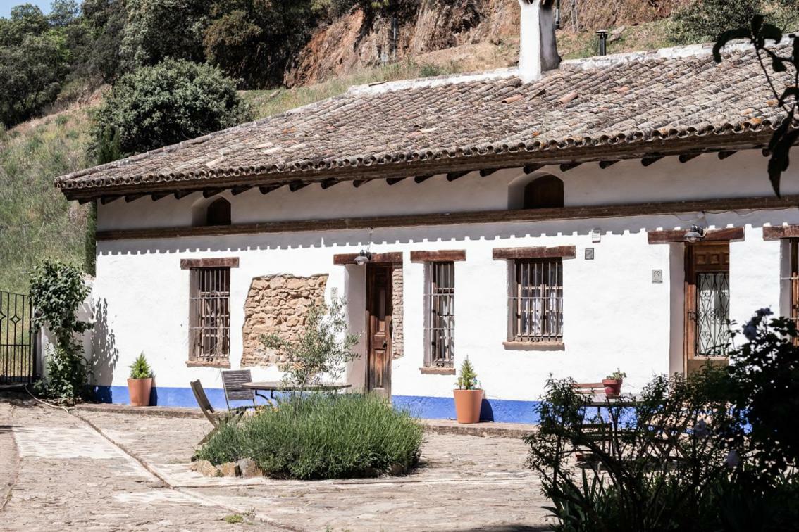 Апартаменты El Molino Del Corcho Казалла де ла Сиерра Экстерьер фото
